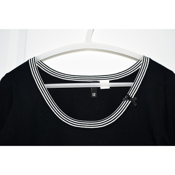 NWT H&M Vintage Y2K Sweater with Striped Knit Trim - Picture 2 of 3